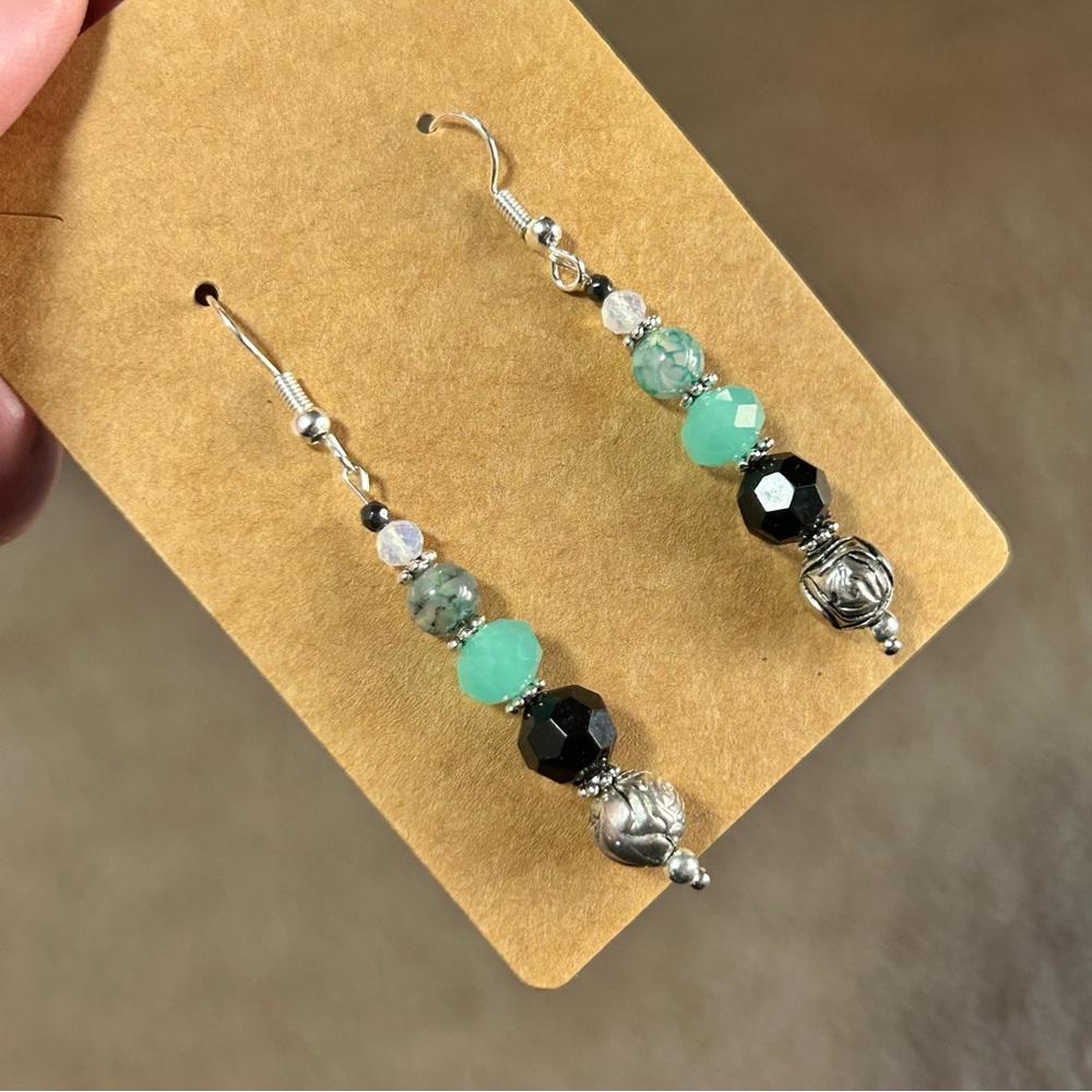 Handcrafted elegant vintage bead glass crystal faceted hematite earrings